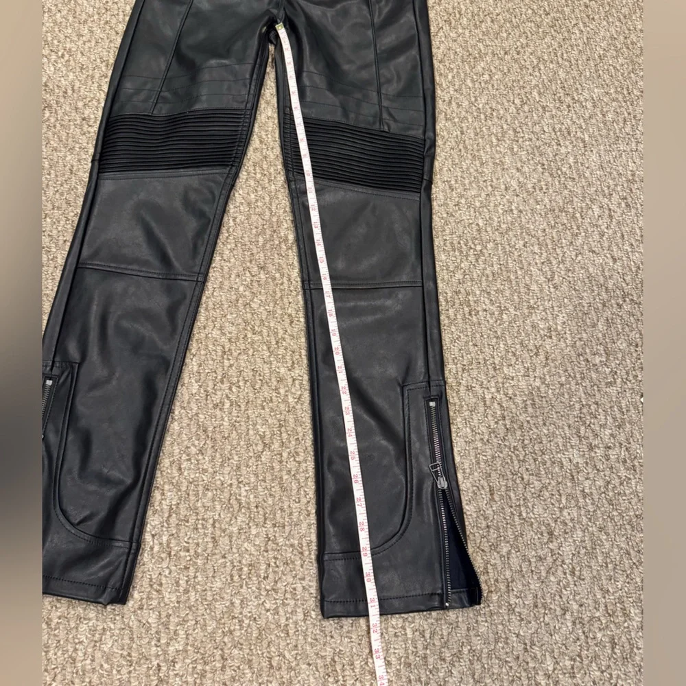 🚨SOLD🚨GAP Women's Faus Leather Black Straight Leg Biker Pants NWT - Picture 8 of 9